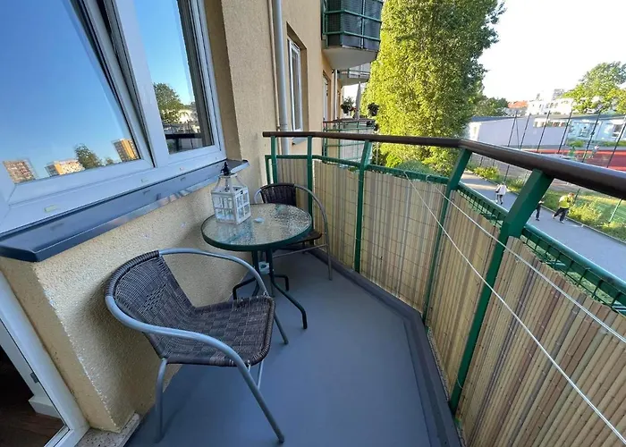 Kotwica Z Prywatnym Miejscem W Hali Garazowej Apartmán *