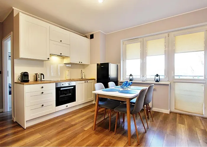 Kotwica Z Prywatnym Miejscem W Hali Garazowej